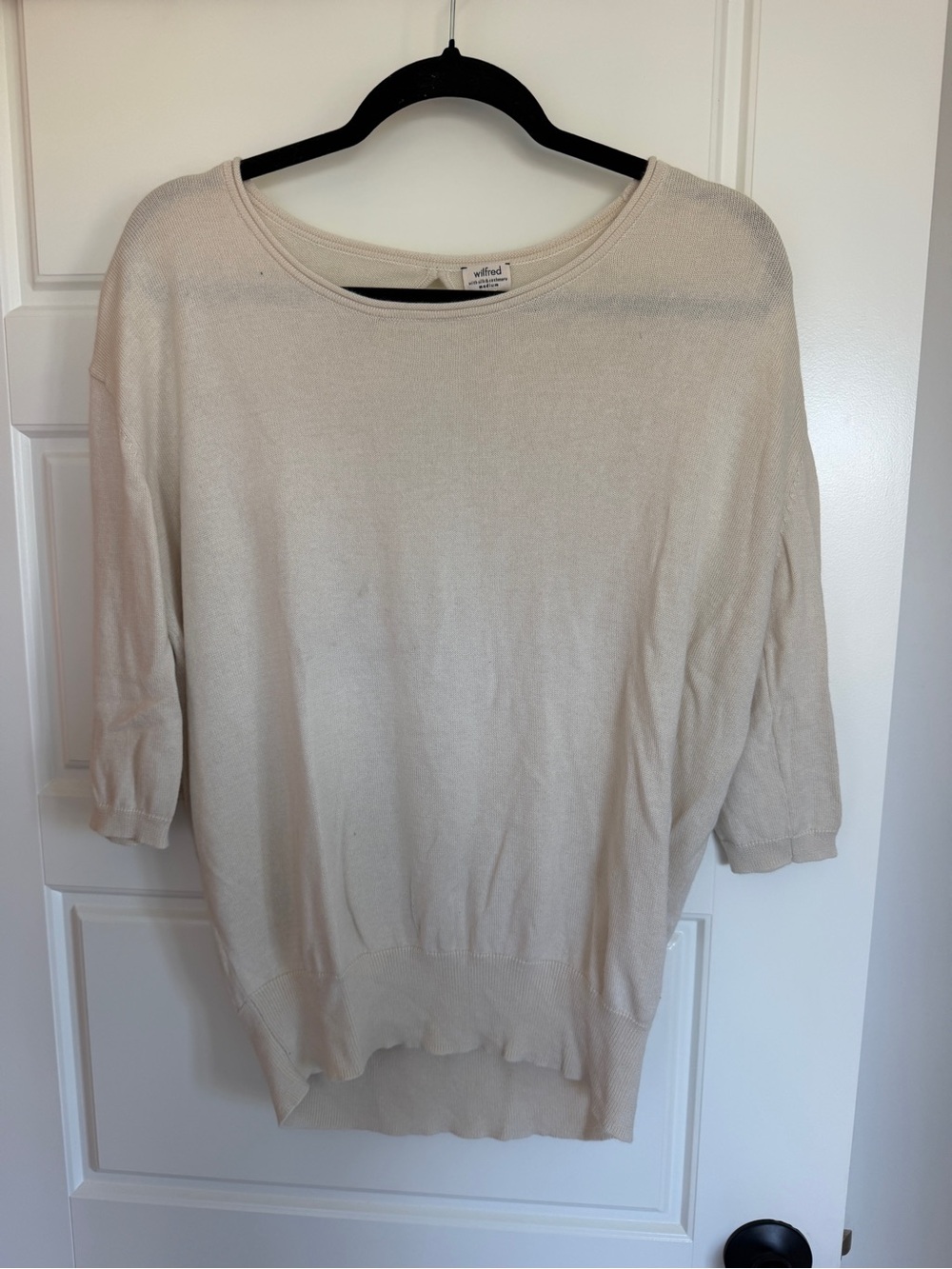 Wilfred Cream Silk and Cashmere Lightweight Boatneck Sweater